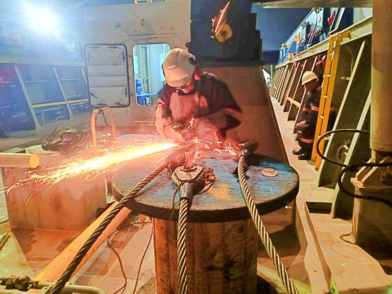 Safety and Best Practices for Surveyors on Board Ships.
